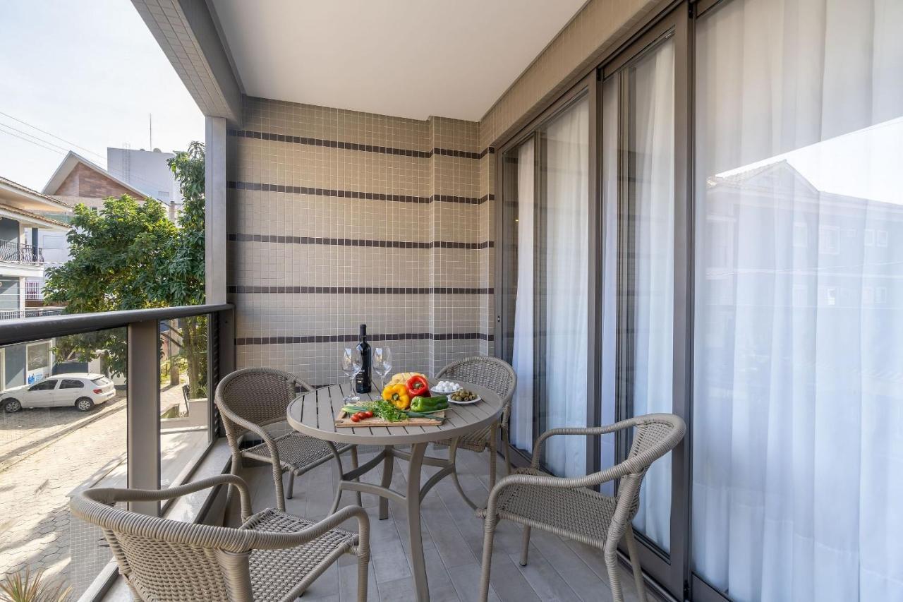 Porto Madero - Apartamento Alto Padrao Em Condo Com Piscina Bombinhas Luaran gambar