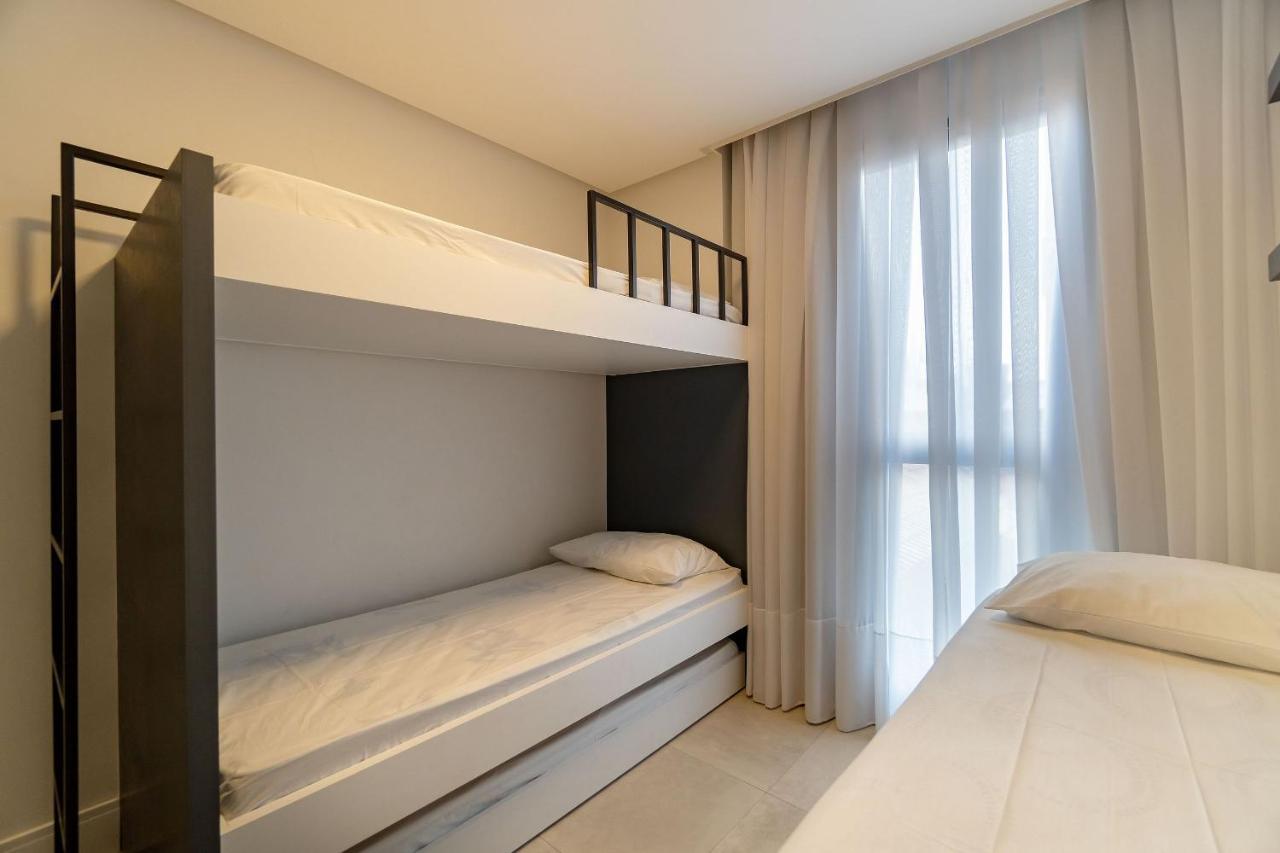 Porto Madero - Apartamento Alto Padrao Em Condo Com Piscina Bombinhas Luaran gambar